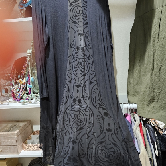 La Vanya Cover up - Picture 2 of 3